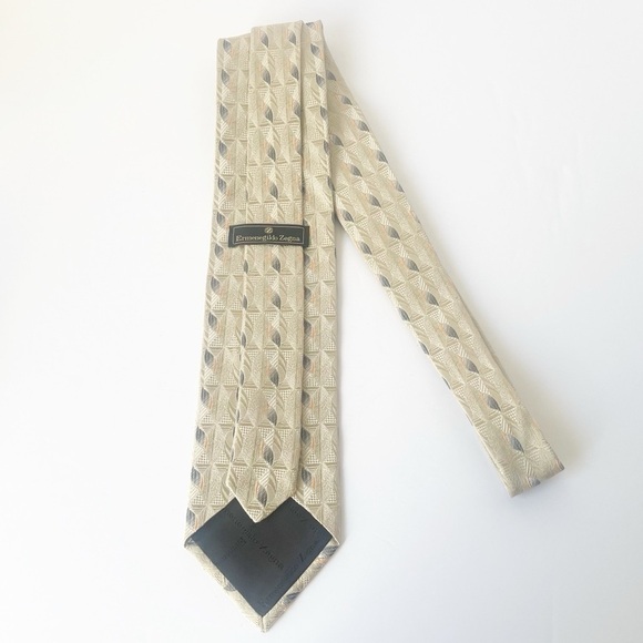 Lot of six Luxury Silk Ties 3 Canali 2 Ted Baker 1 Ermenegildo Zegna - Picture 6 of 14